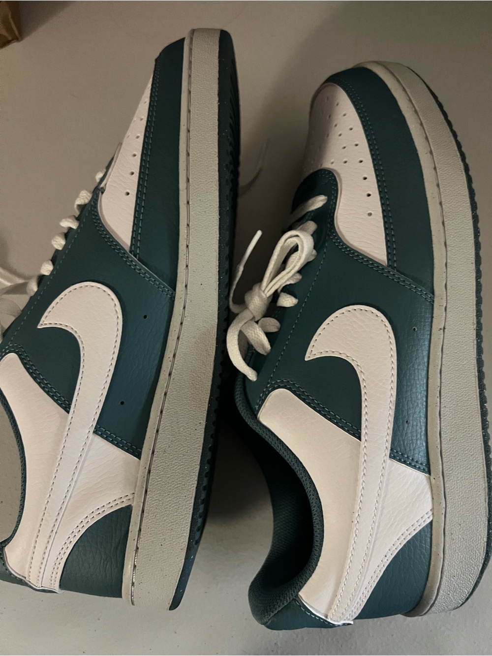 Nike Women's Court Vision size 11 - Picture 2 of 4